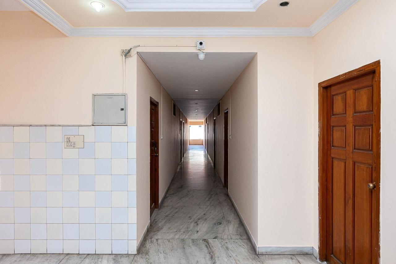 Oyo 38559 Ramana Residency Hotel Tiruvannāmalai Exterior foto